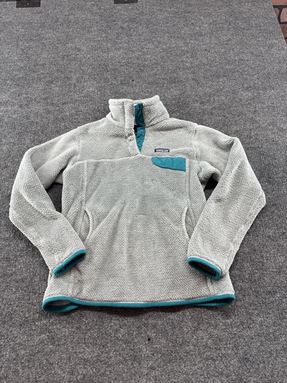 Patagonia Sweatshirt Womens Medium Gray Re-Tool Snap-T Fleece Pullover Pockets
